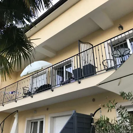 Ultra