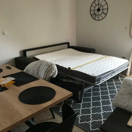 Ultra Apartament *